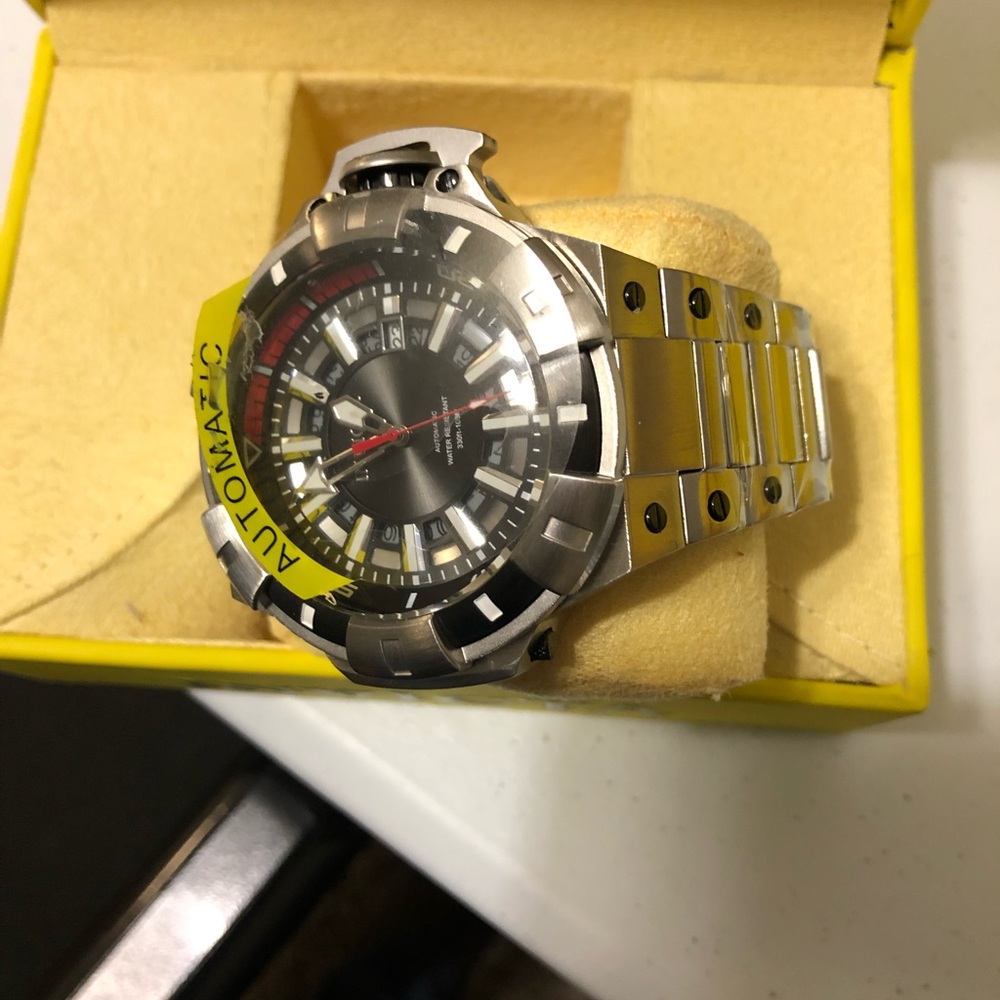 Invicta Automatic Watch - Picture 2 of 4